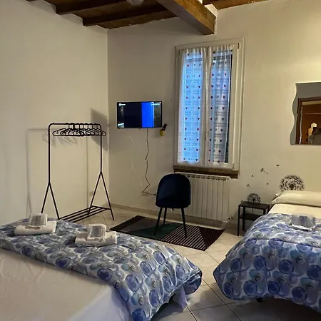 La Fermata Via Aosta Apartamento Parma